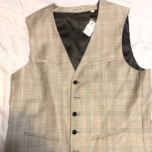 Men’s medium express grey checkered suit vest